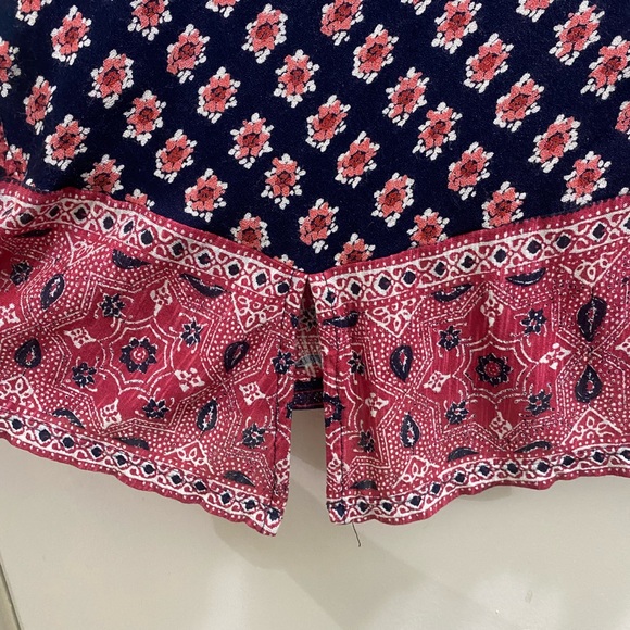 Lucky Brand Red and Navy Border Floral Bandana Print High Low Back Slit Tunic - Picture 3 of 5
